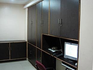 Dwaraka Inn Haiderabad Buitenkant foto