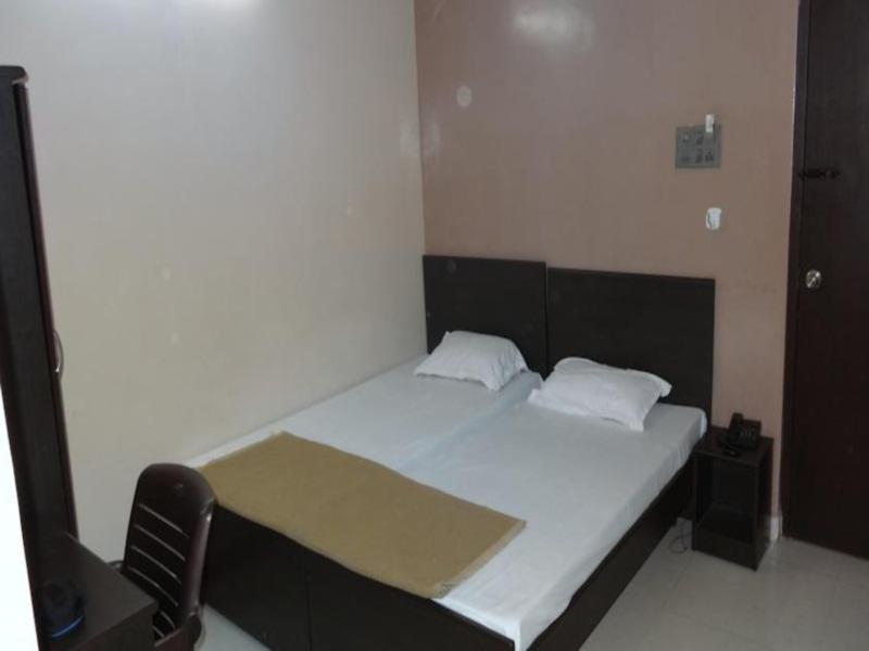 Dwaraka Inn Haiderabad Buitenkant foto